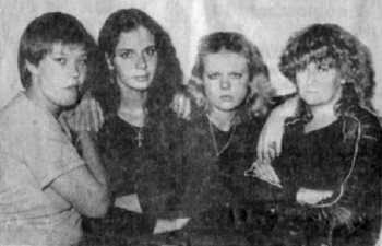 De Crumpets. Een van de Slachthuis-bands
tijdens het Margriethal-festival, 1980